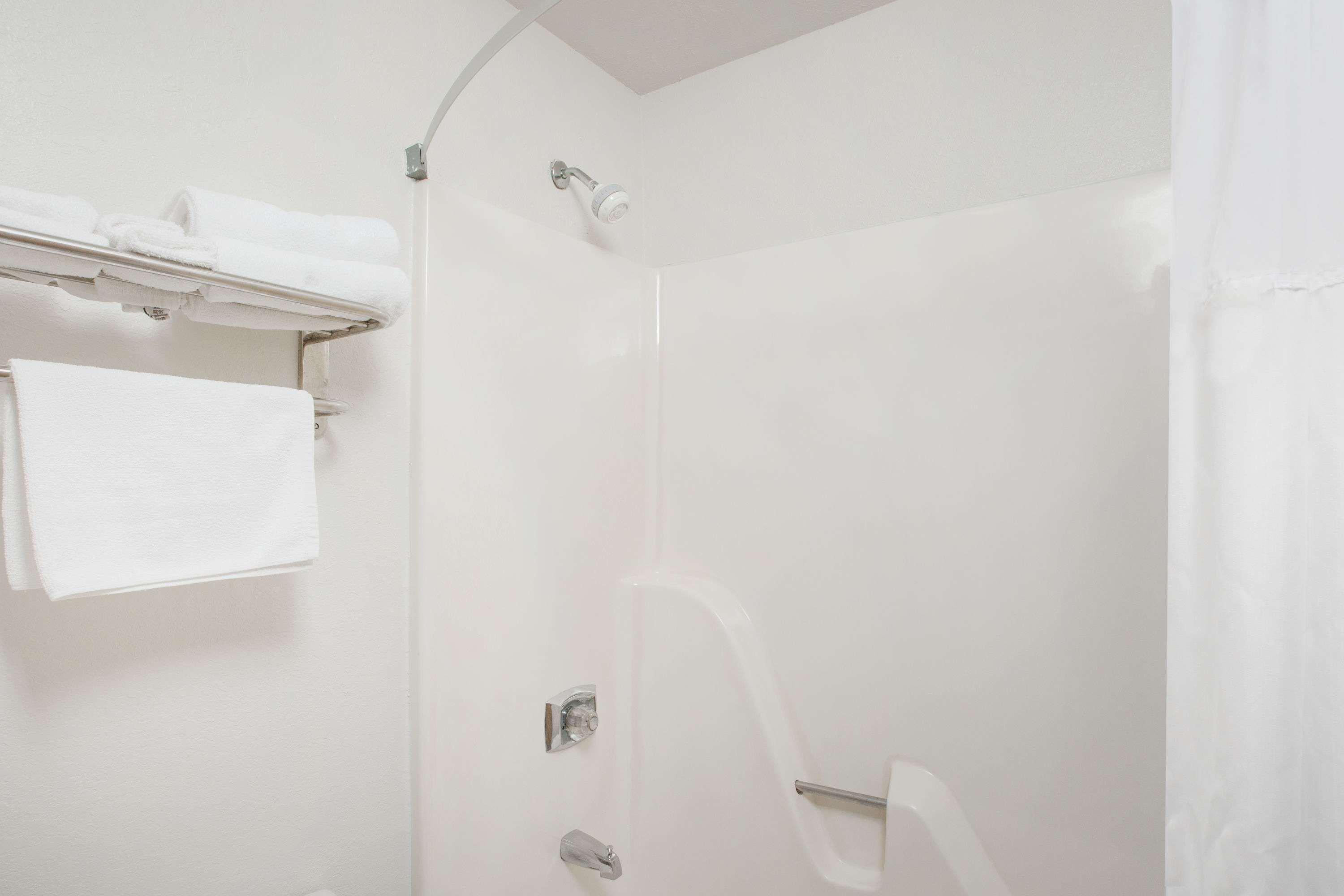 Days Inn By Wyndham Ankeny - Des Moines Екстериор снимка