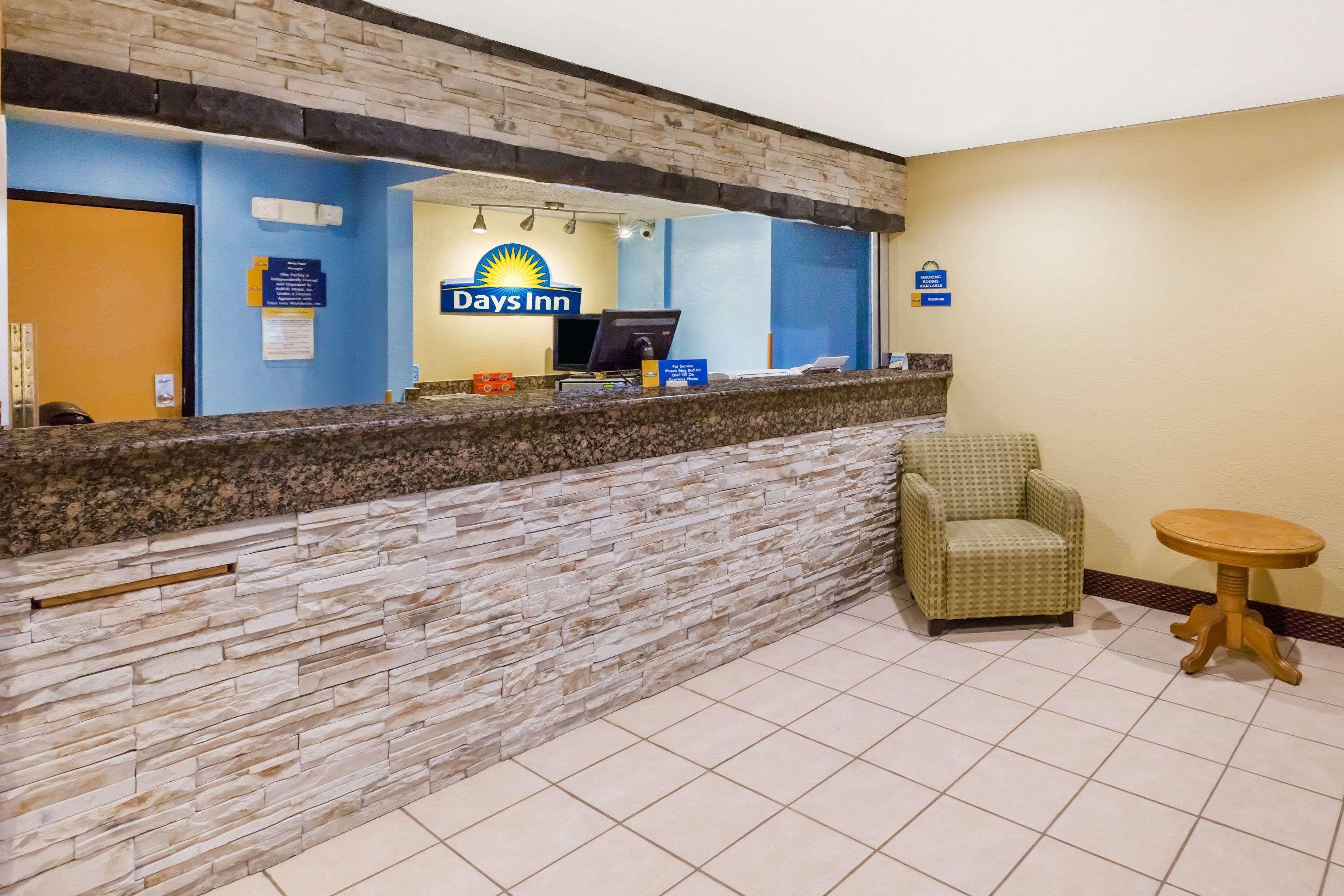 Days Inn By Wyndham Ankeny - Des Moines Екстериор снимка